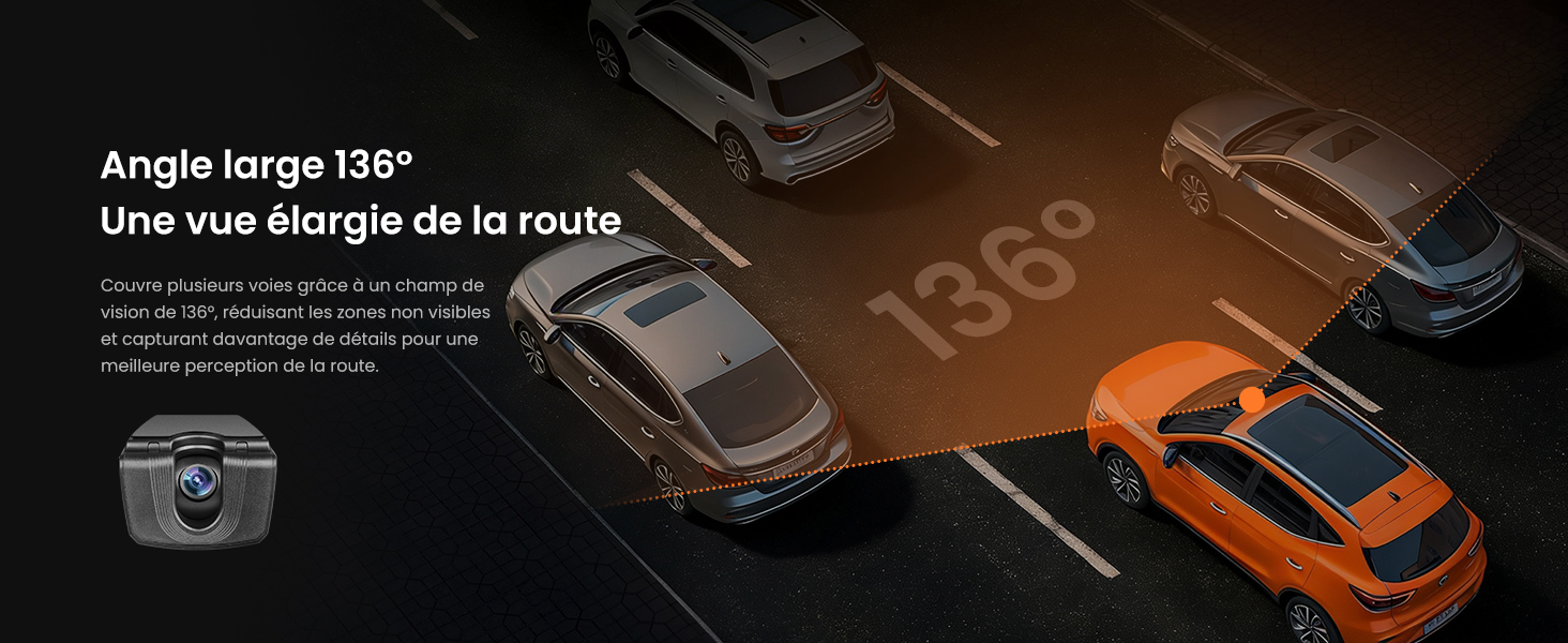 Trois photos montrant un jouet micro rose sur fond sombre avec un éclairage d'ambiance et des surfaces réfléchissantes.